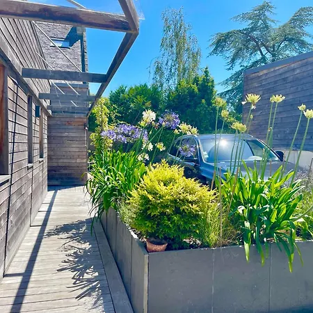 Appartement 300 M Et Centre - Parking Privatif Et Gratuit Sur Place - Terrasse Bois